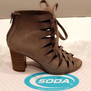 Soda Ankle booties